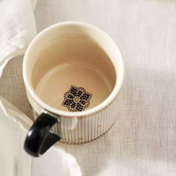 Anthropologie Bistro Tile Mug "MOM" 24K Gold Decaled Glazed Stoneware 14.75 oz - Picture 2 of 3